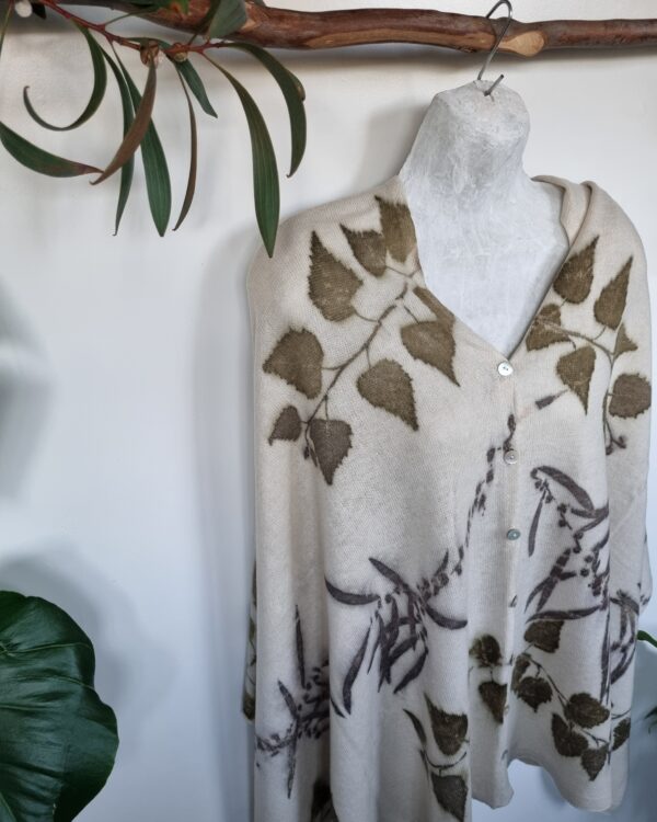 Poncho / Scarf - Eucalyptus globulus - Image 6