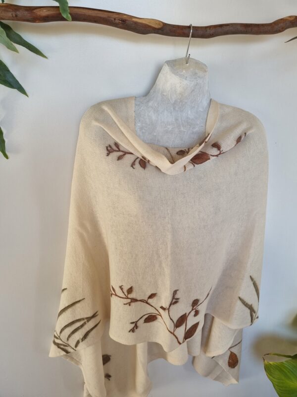 Poncho / Scarf - Eucalyptus globulus - Image 4