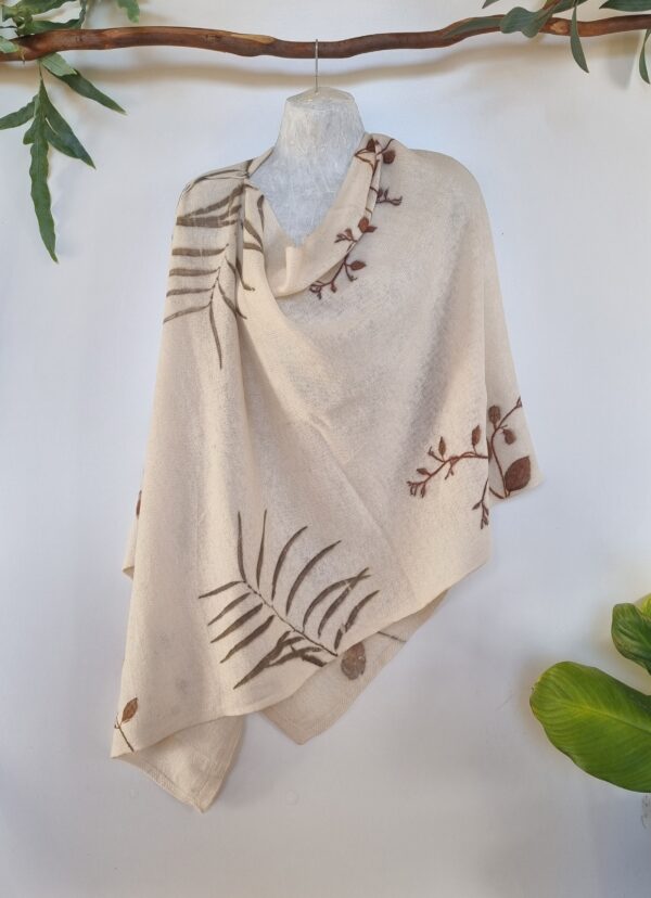 Poncho / Scarf - Eucalyptus globulus - Image 5