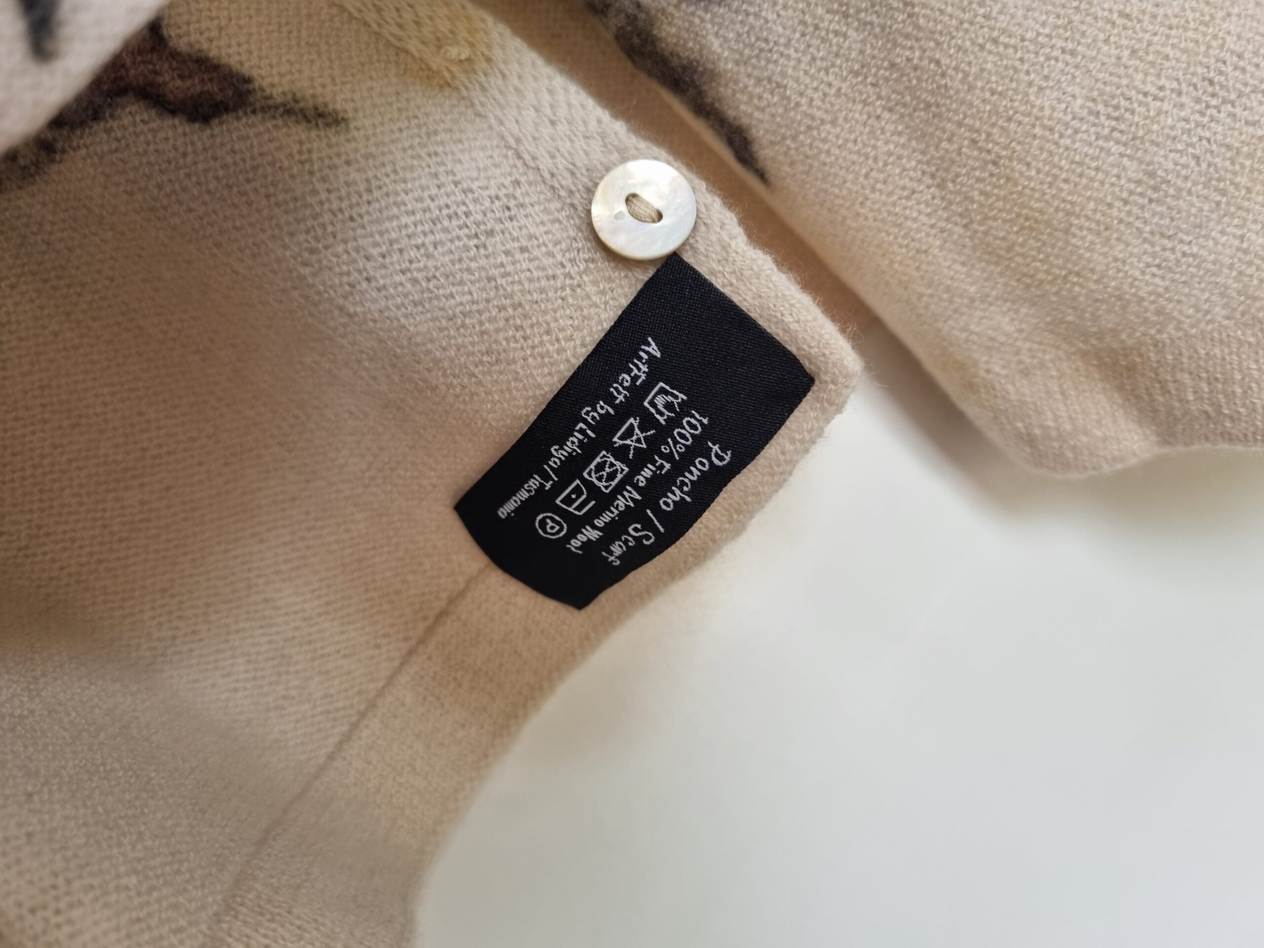 Poncho / Scarf - Eucalyptus globulus - Image 4