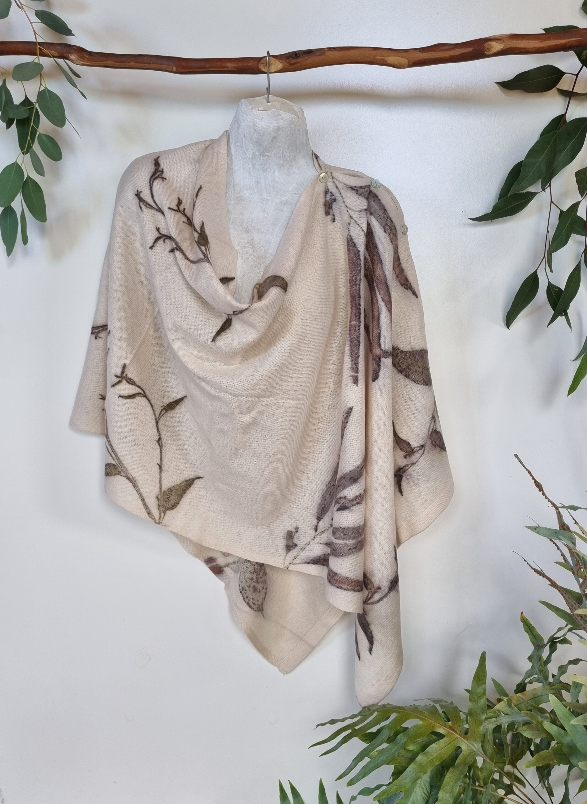 Poncho / Scarf - Eucalyptus globulus - Image 5