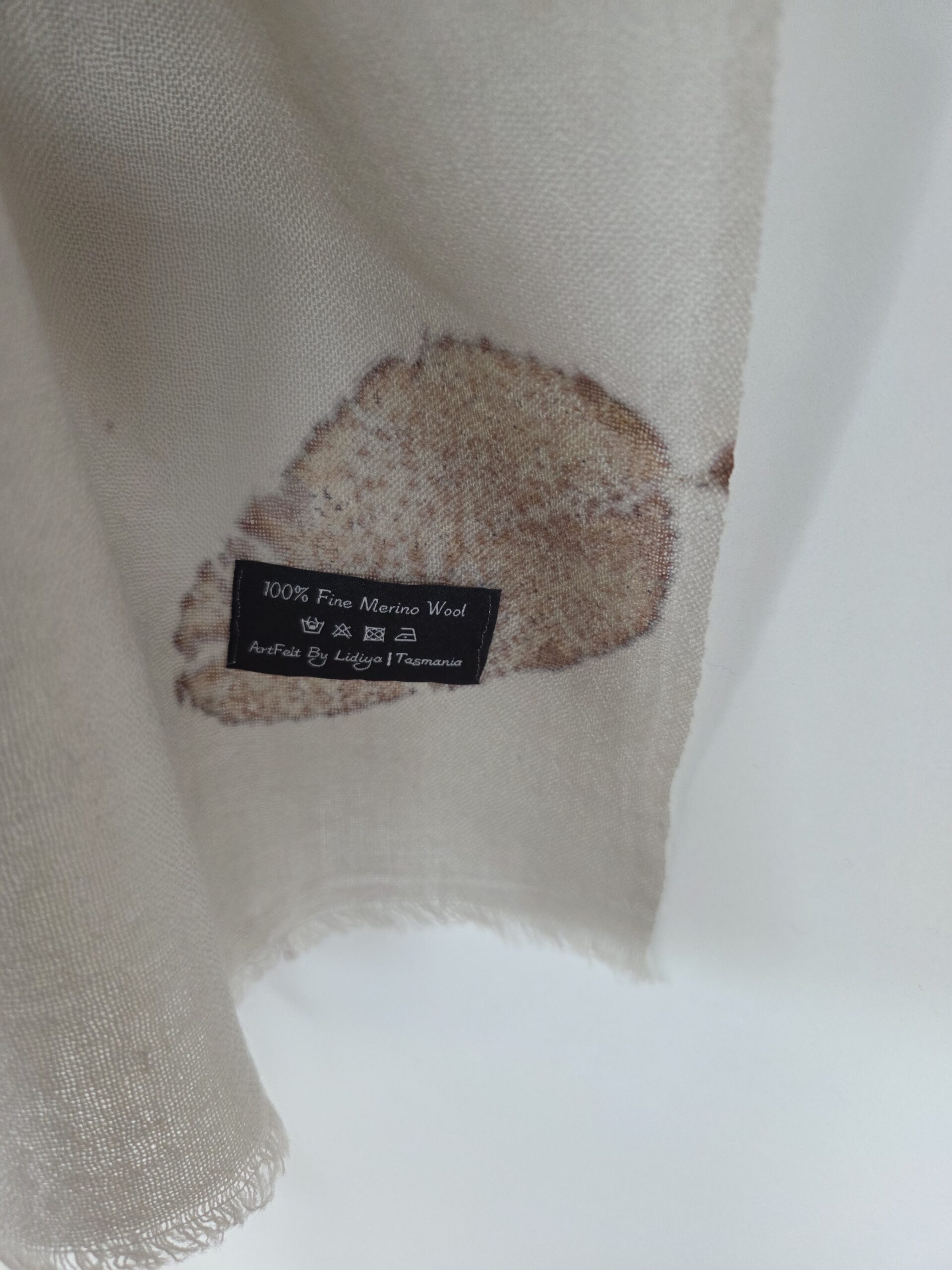 Australian Fine Merino Scarf - Featherlike - Image 7