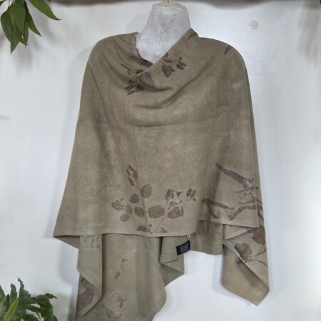 Poncho / Scarf - Leafy Bliss