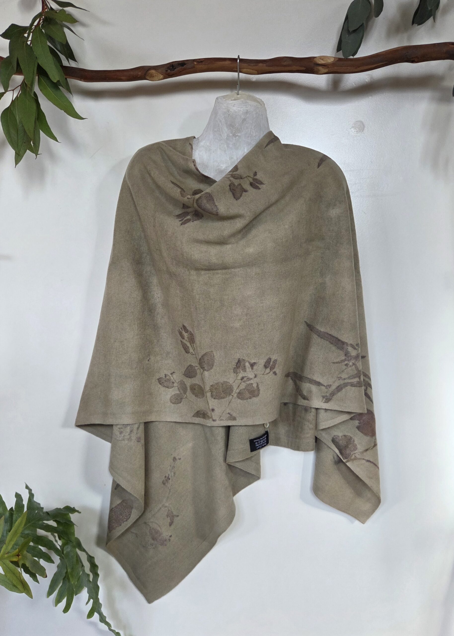 Poncho / Scarf - Leafy Bliss