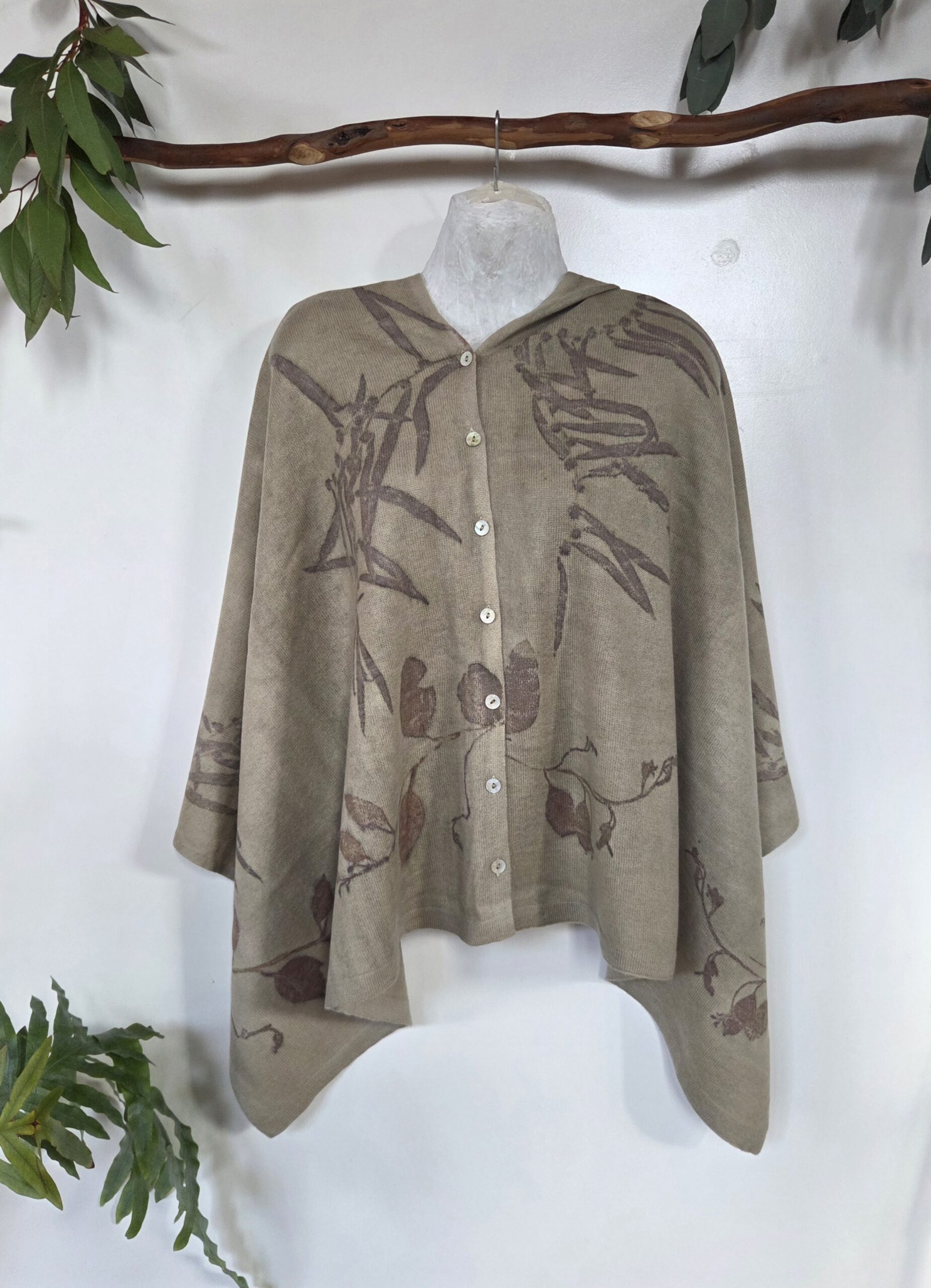 Poncho / Scarf - Leafy Bliss - Image 6