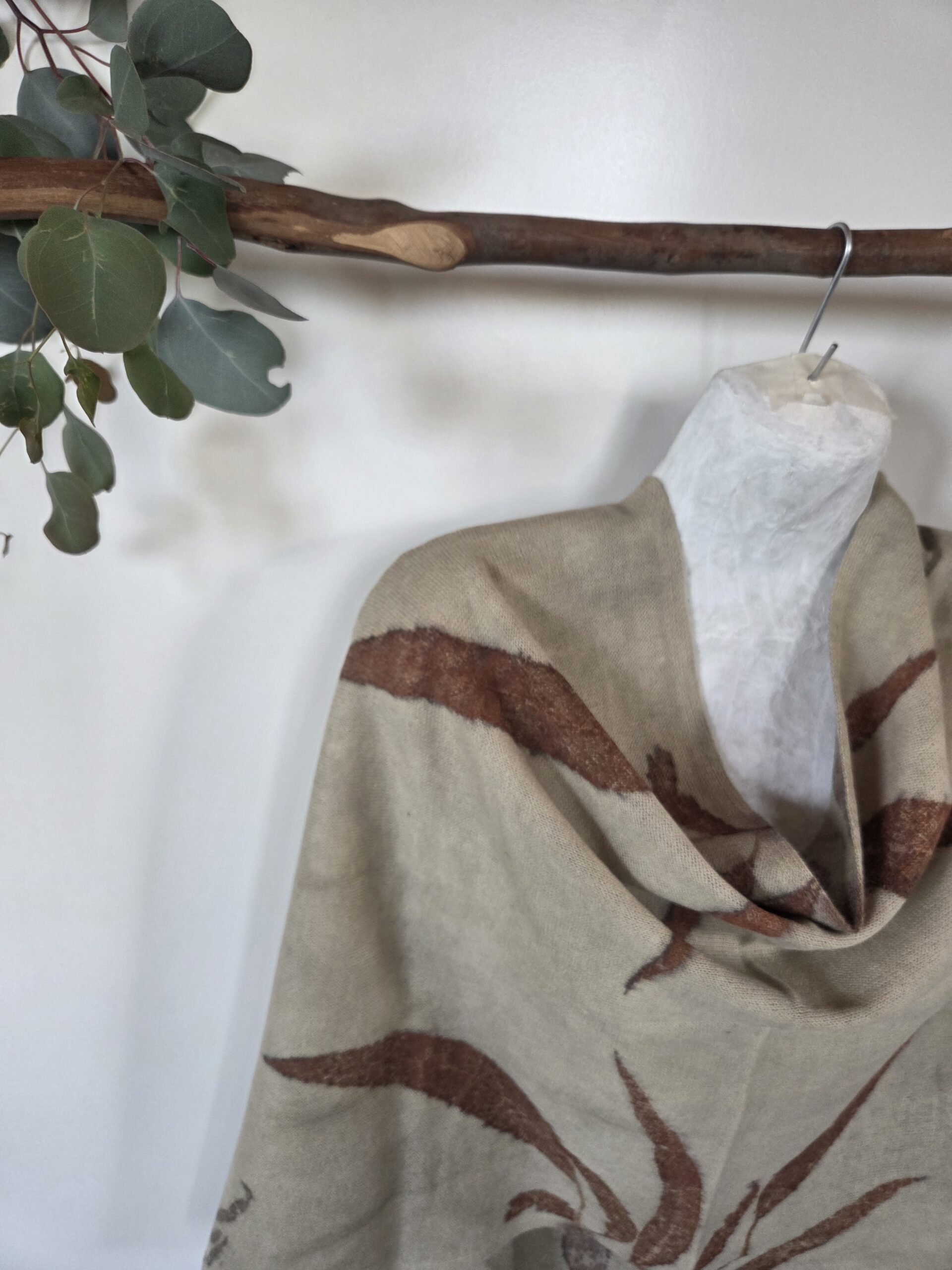 Poncho / Scarf - Leafy Bliss - Image 3