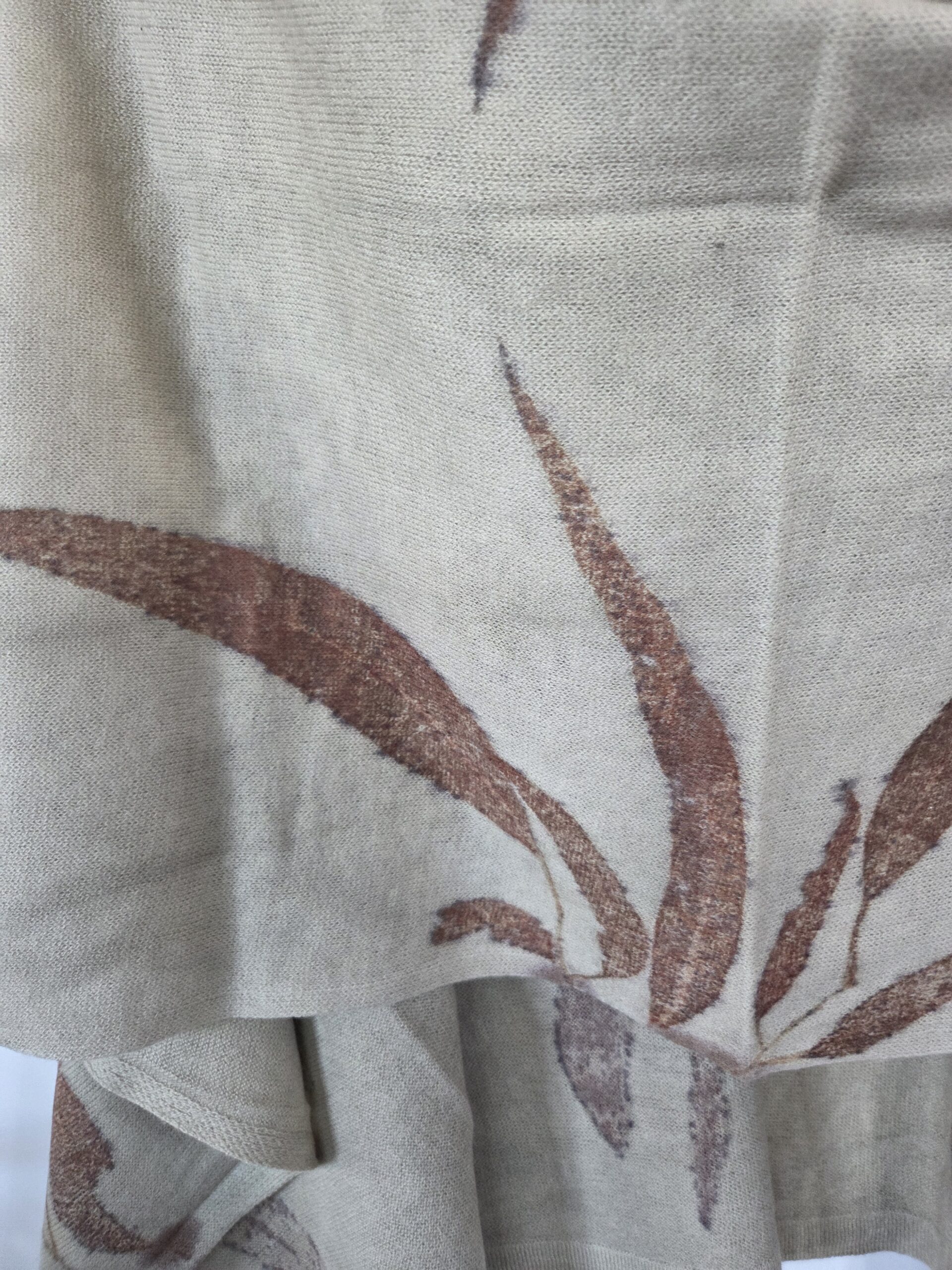 Poncho / Scarf - Leafy Bliss - Image 4